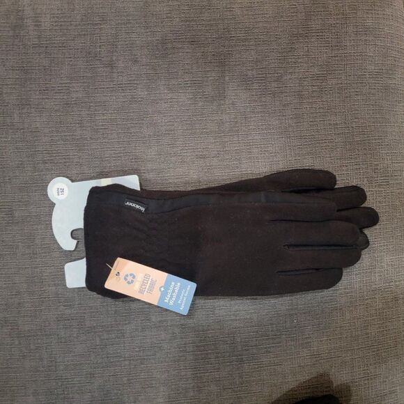 Isotoner Women's Black Stretch Fleece Winter Smart Touch Gloves - Picture 9 of 11